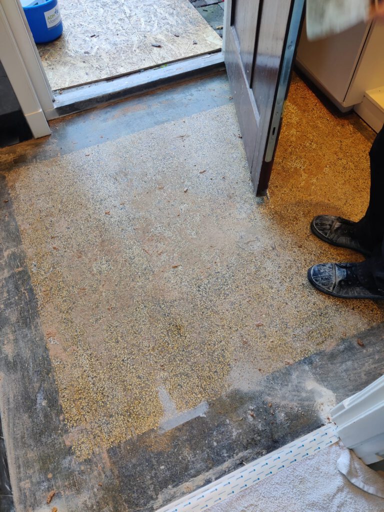 Terrazzo-vloer-reinigen-polijsten-en-onderhouden-1-768x1024